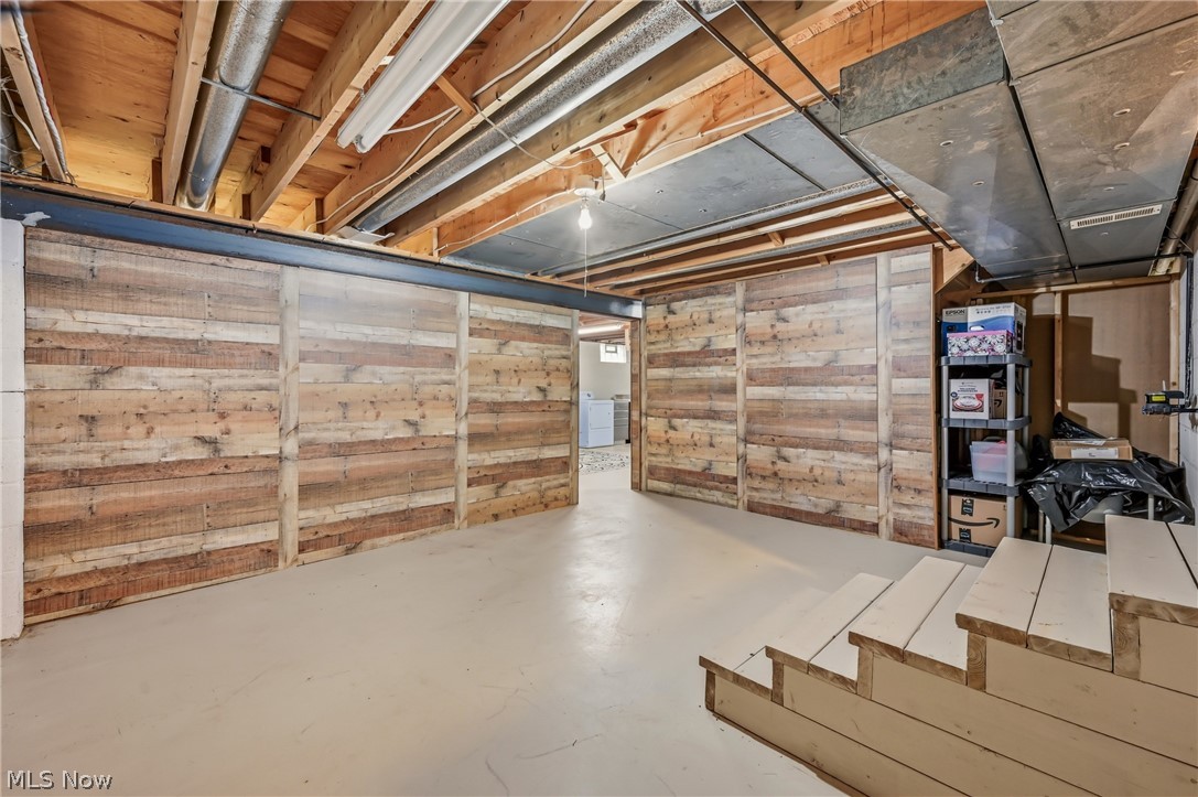 Greenfield Oval Condo - Residential