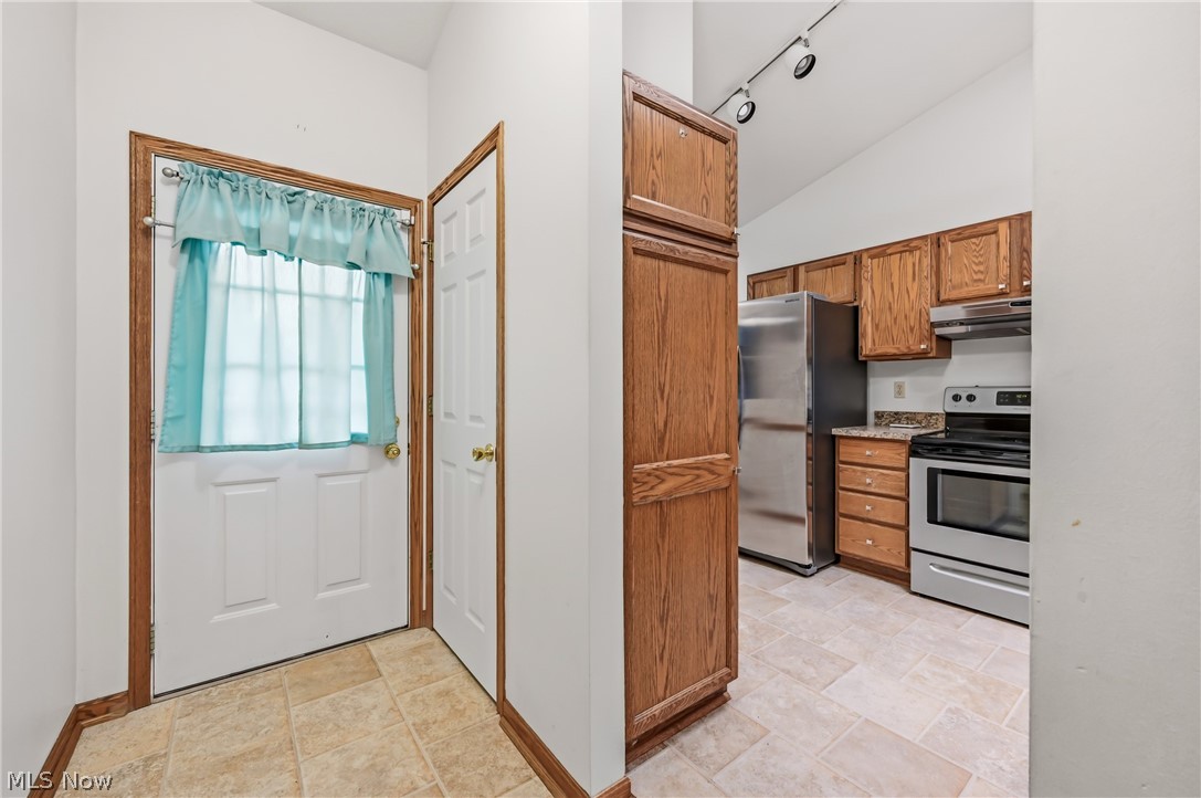 Greenfield Oval Condo - Residential