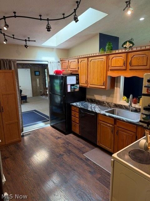 Tiny photo for 634 Georgetown Avenue, Elyria, OH 44035 (MLS # 5209971)
