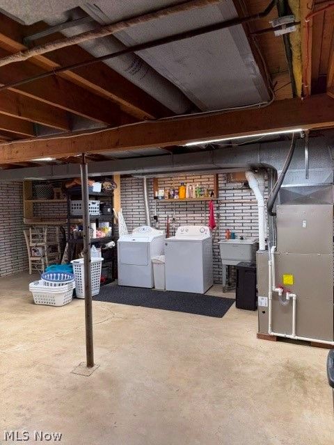 Tiny photo for 634 Georgetown Avenue, Elyria, OH 44035 (MLS # 5209971)