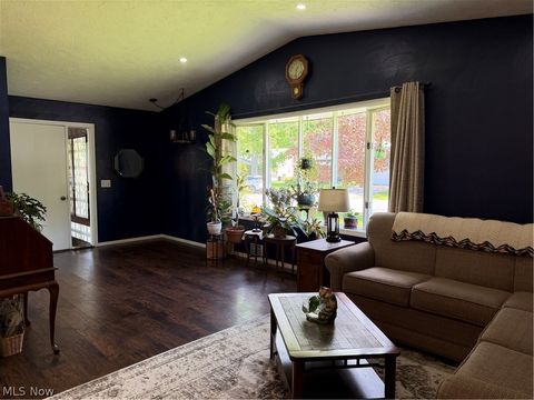 Tiny photo for 634 Georgetown Avenue, Elyria, OH 44035 (MLS # 5209971)