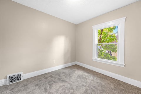 Tiny photo for 4064 E 136th Street, Cleveland, OH 44105 (MLS # 5240360)