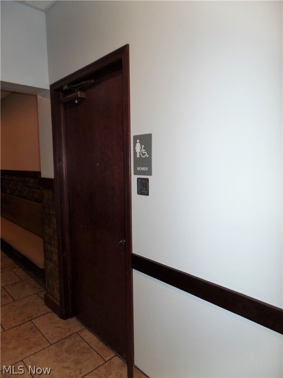 Ullmans Sub - Commercial Sale