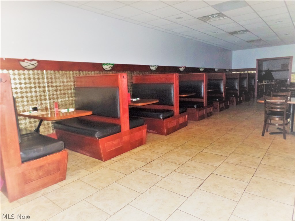 Ullmans Sub - Commercial Sale