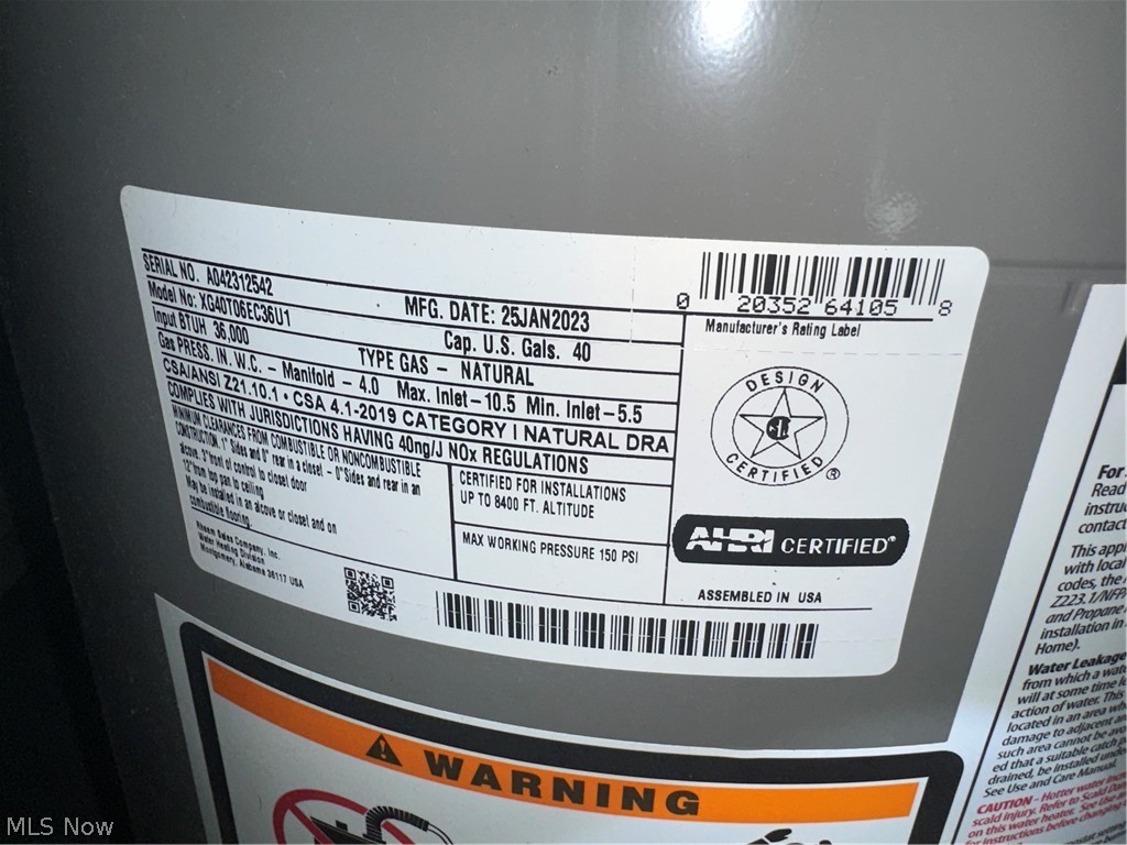 Main image without alt text