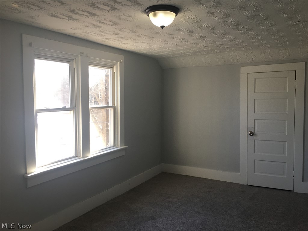 Voris - Residential Lease