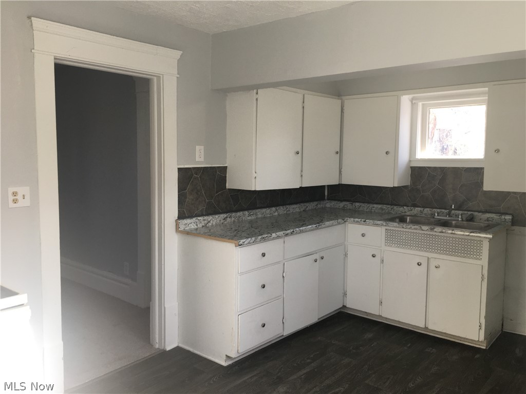 Voris - Residential Lease