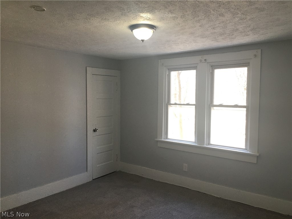 Voris - Residential Lease