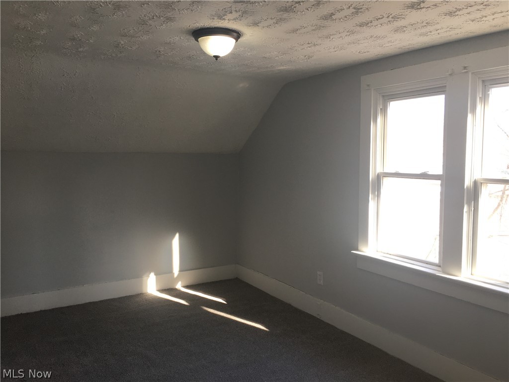 Voris - Residential Lease