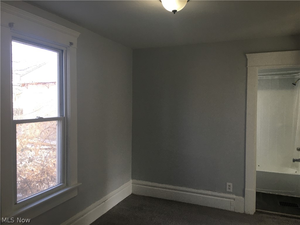 Voris - Residential Lease