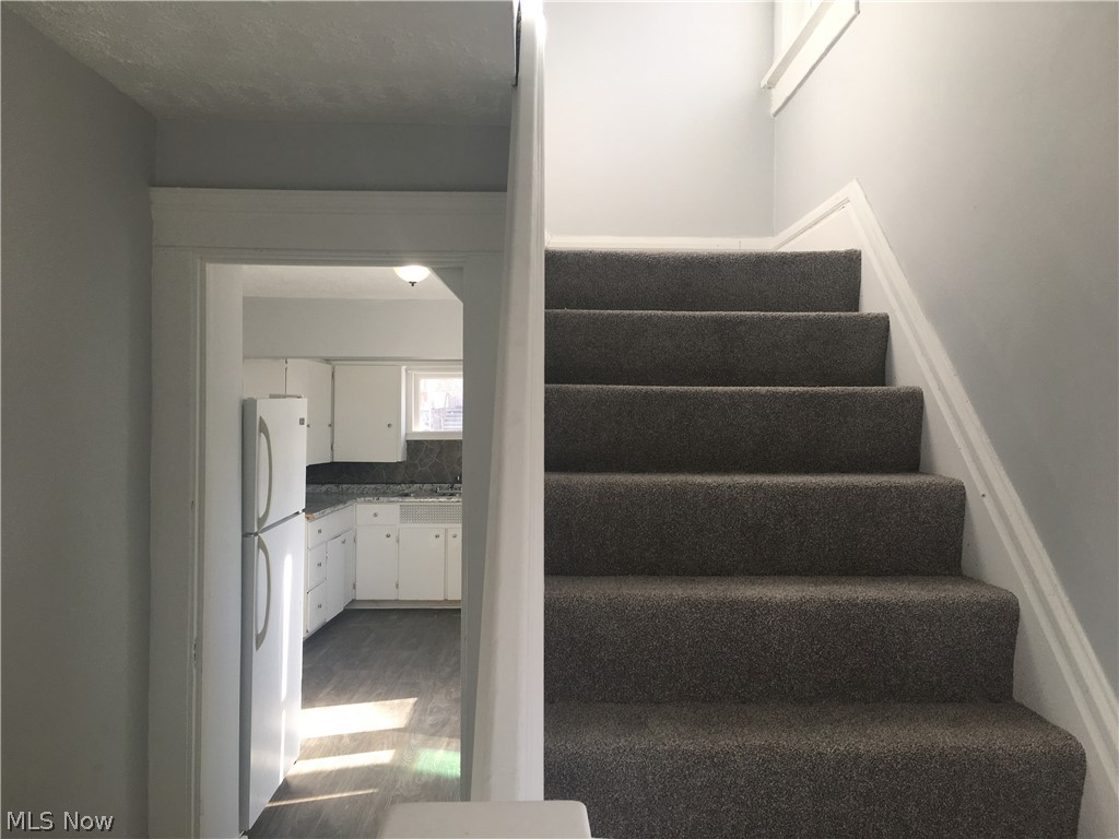 Voris - Residential Lease