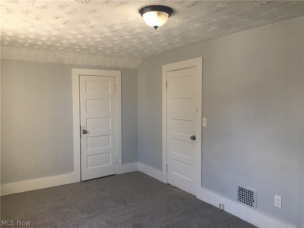 Voris - Residential Lease