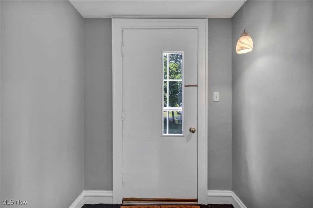 1122 Schocalog Road