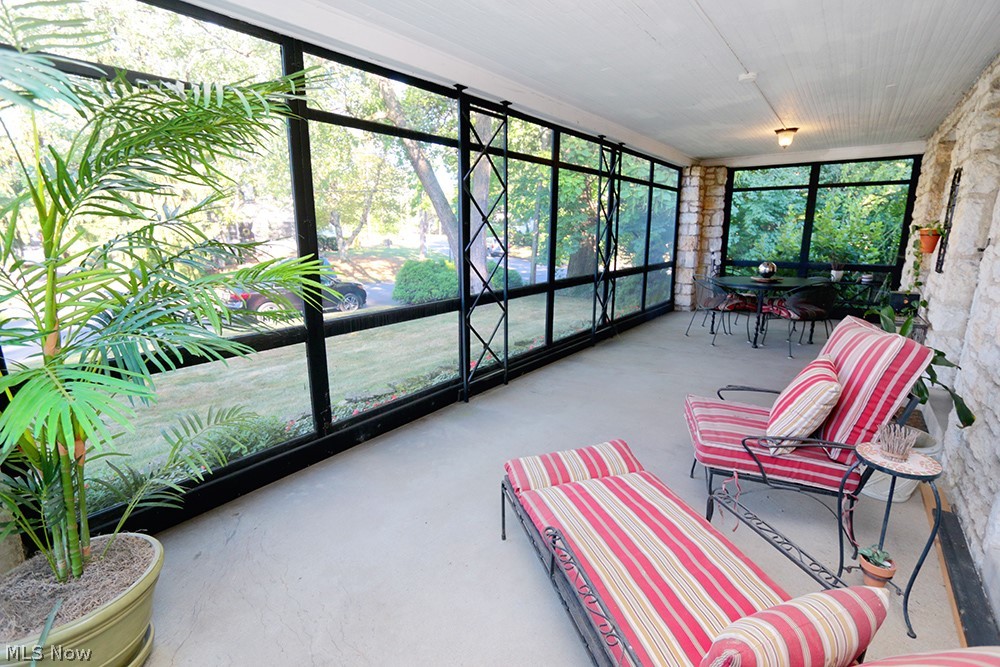 Indianola Hlnds Clintonville Glen Echo Ravine - Residential