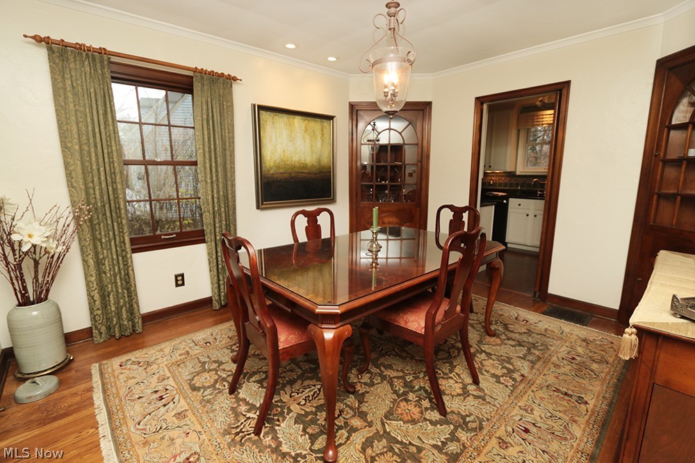 Indianola Hlnds Clintonville Glen Echo Ravine - Residential