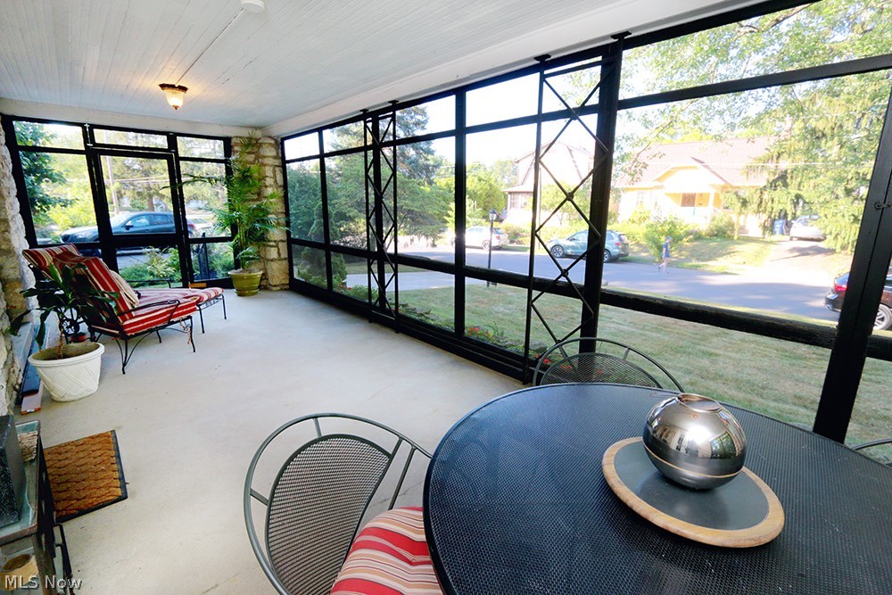 Indianola Hlnds Clintonville Glen Echo Ravine - Residential