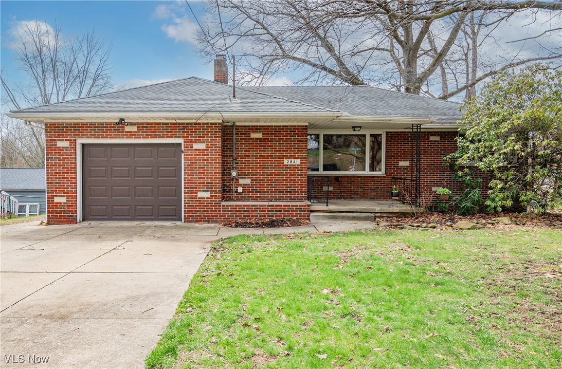 2841 Nesmith Lake Boulevard, Akron, Ohio image 1