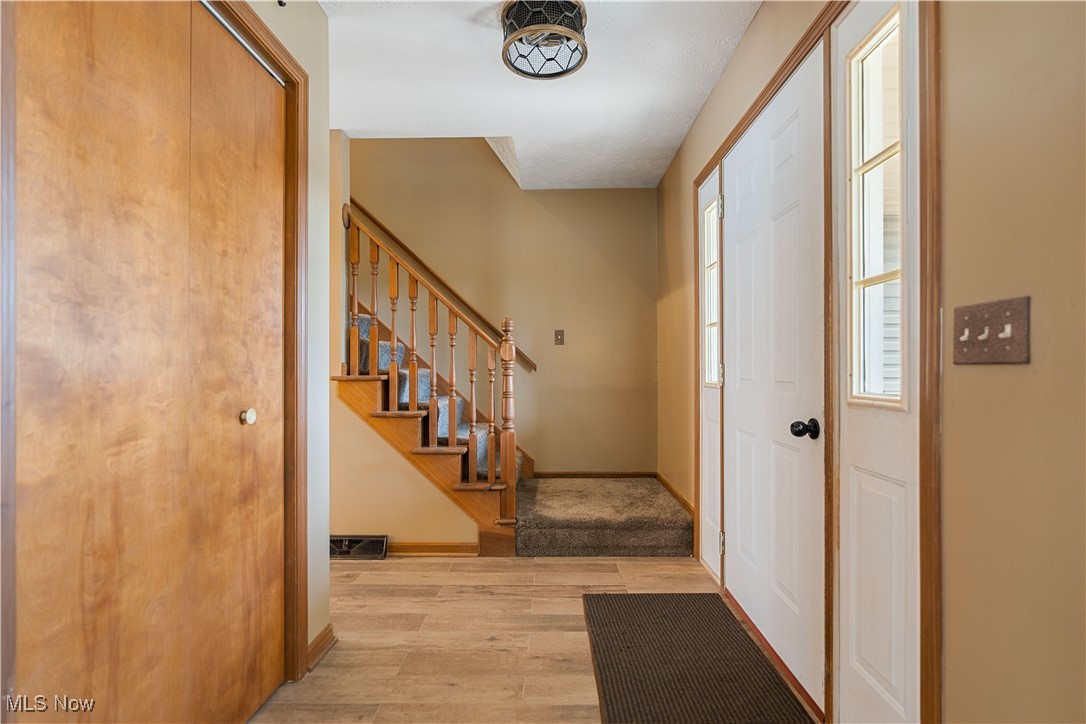 11771 Barrs Road, Massillon, Ohio image 11