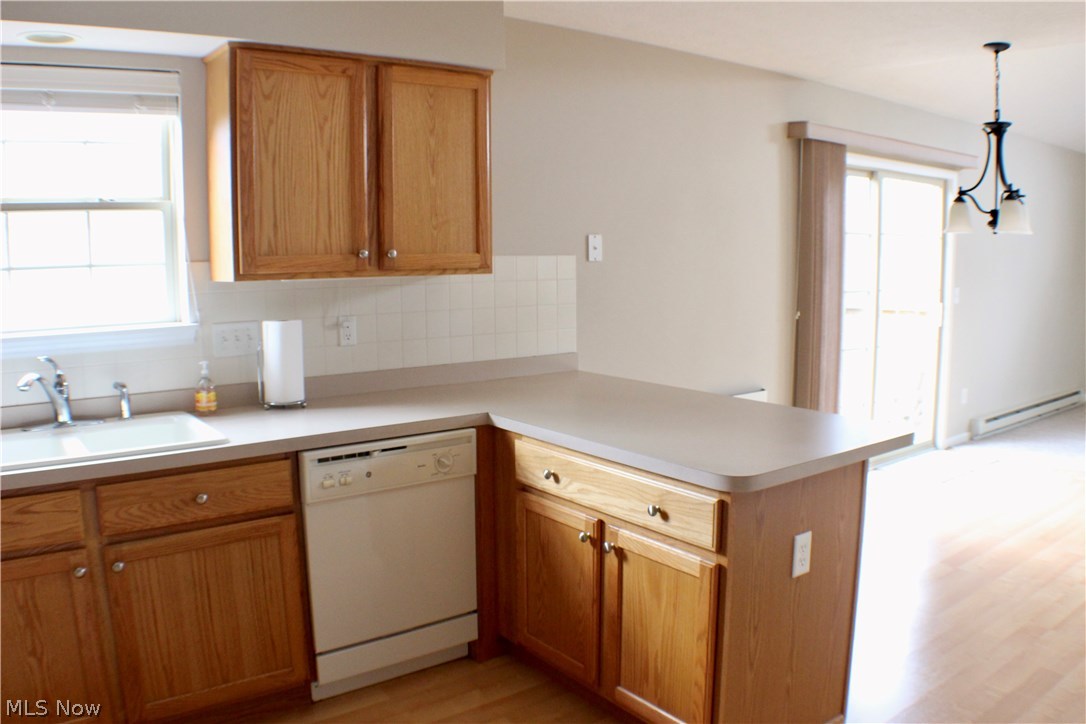 Creekside/Pleasant Lakes Condo - Residential