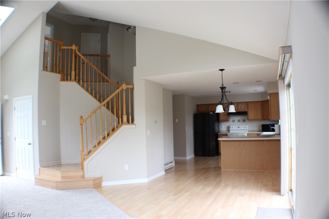 Creekside/Pleasant Lakes Condo - Residential