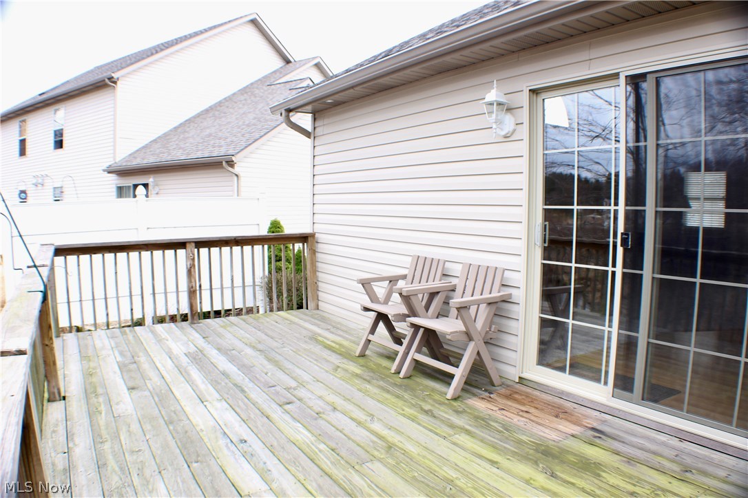 Creekside/Pleasant Lakes Condo - Residential