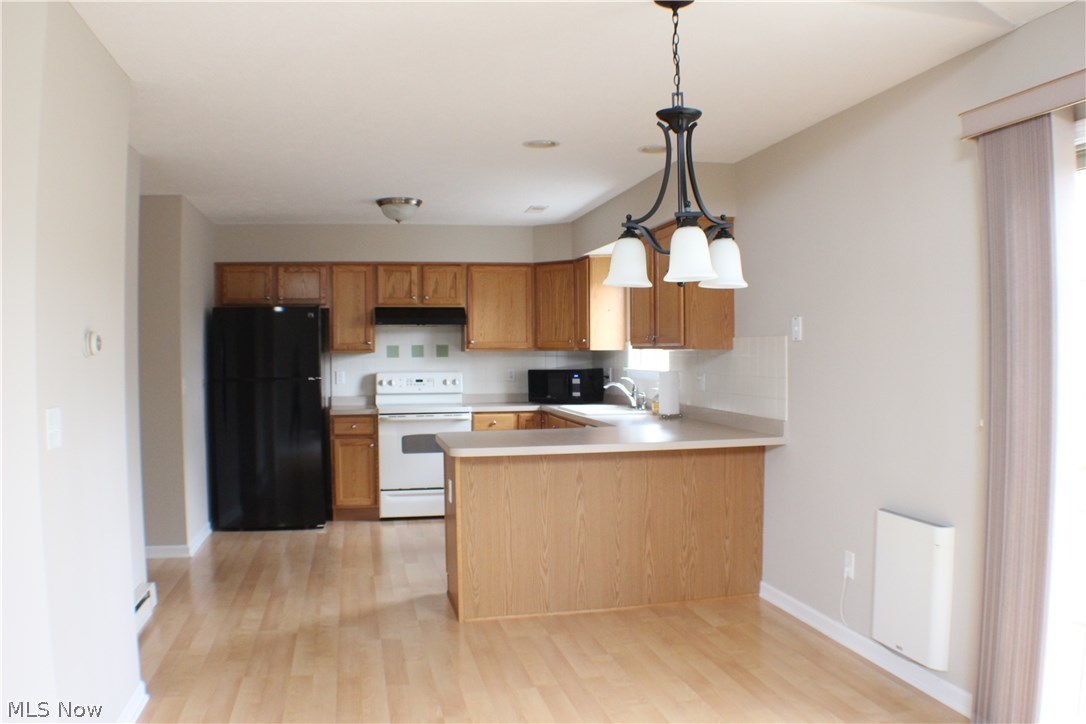 Creekside/Pleasant Lakes Condo - Residential