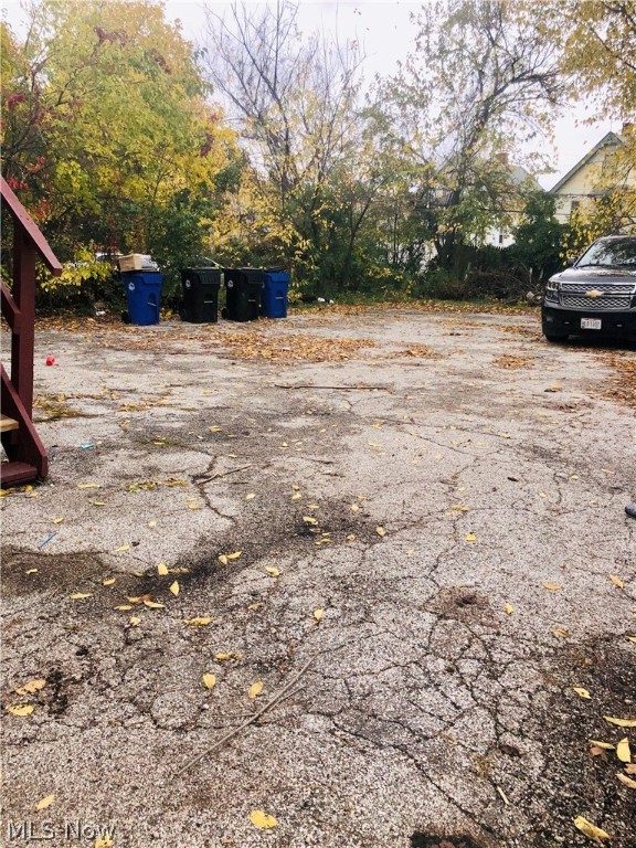 L A Kelly - Residential Income