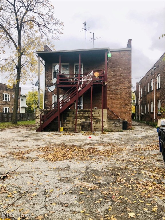 L A Kelly - Residential Income