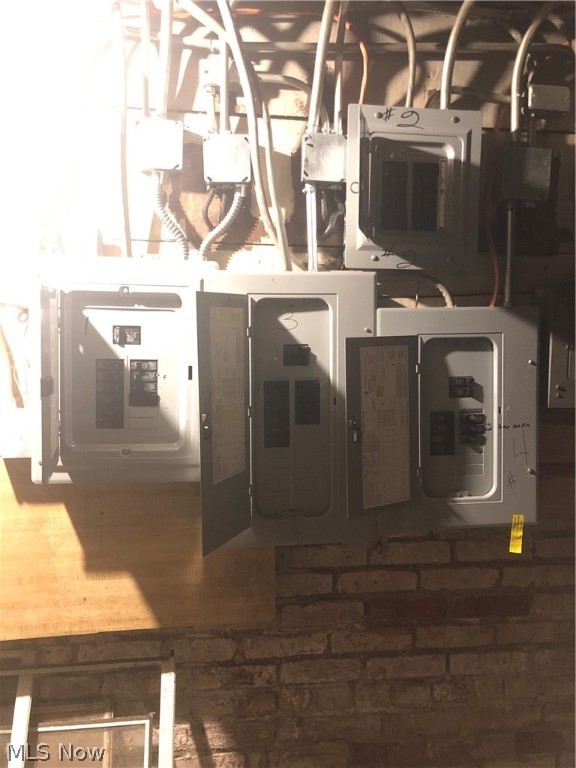 L A Kelly - Residential Income