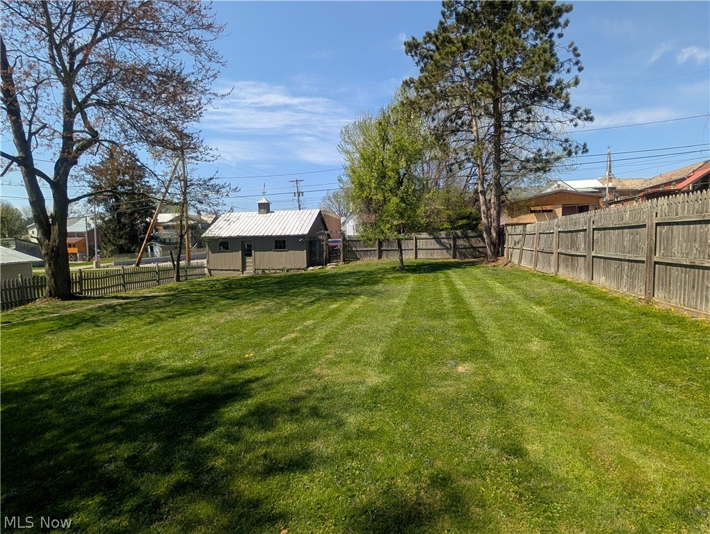 114 W Sheridan Avenue