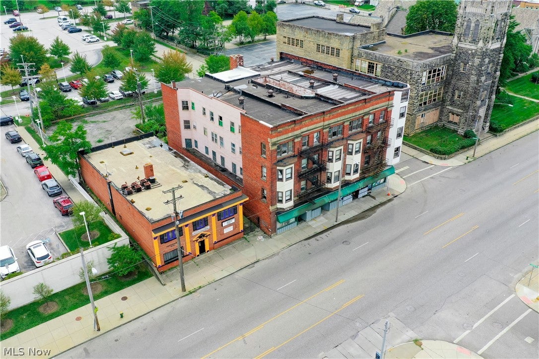 13900 Euclid Avenue