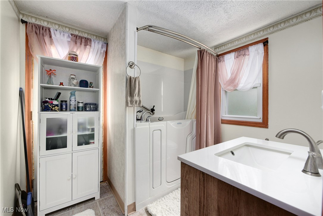 1230 W 13th Street, Lorain, Ohio image 17