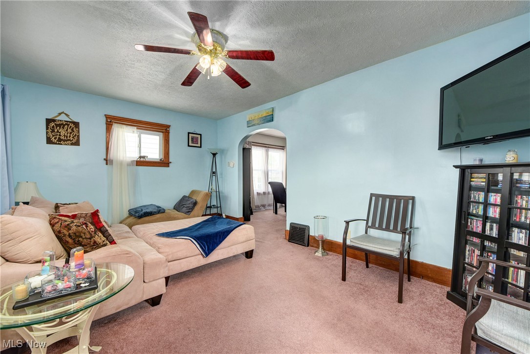 1230 W 13th Street, Lorain, Ohio image 5