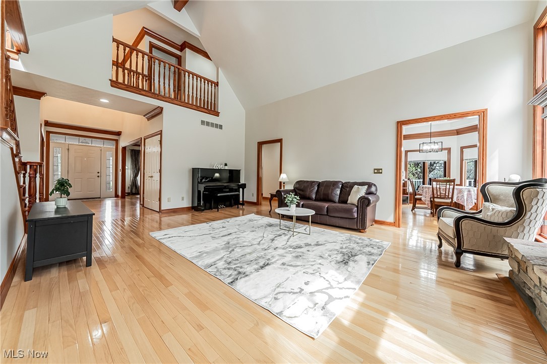 3512 Aegean Drive, Bath, Ohio image 5