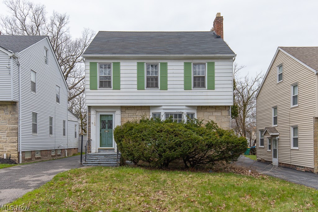 Cleveland Heights Blvd - Residential