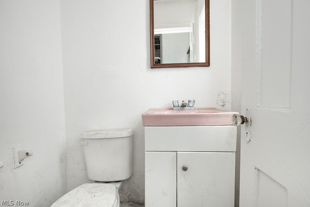 Cleveland Heights Blvd - Residential