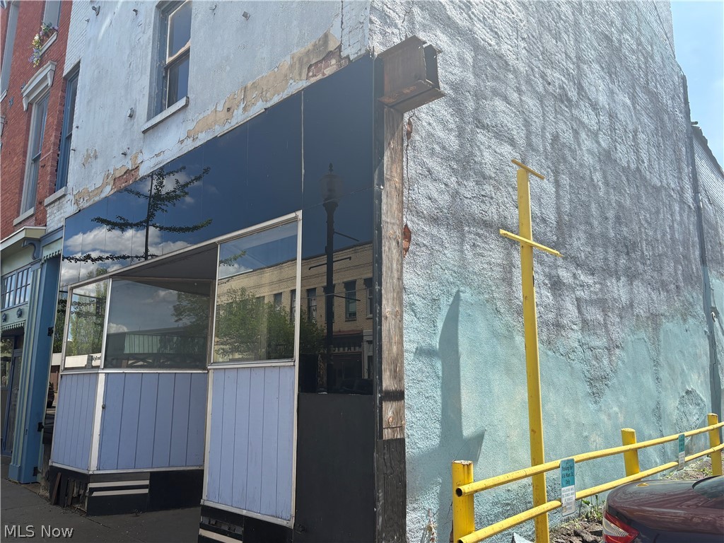 624 Main Street