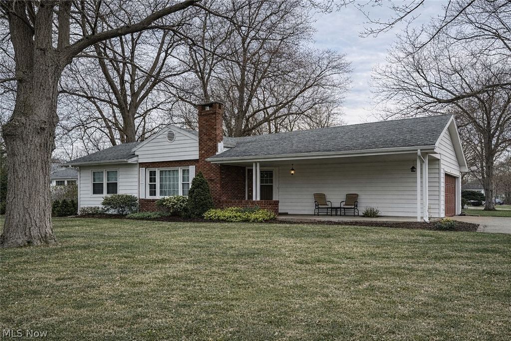 Photo of 940 Treelane Drive, Ashtabula, OH 44004 (MLS # 5199711)