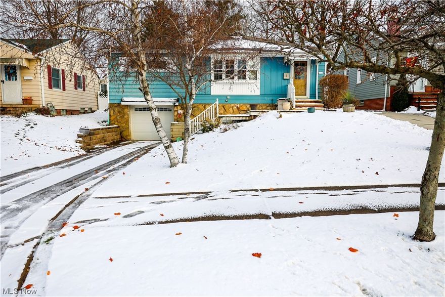 Move right in to this cozy ranch! Nice, open layout, beautiful hardwood floors and so much natural lighting, you will love this home! Fenced in back yard and a great patio to enjoy!  All appliances stay with the home!