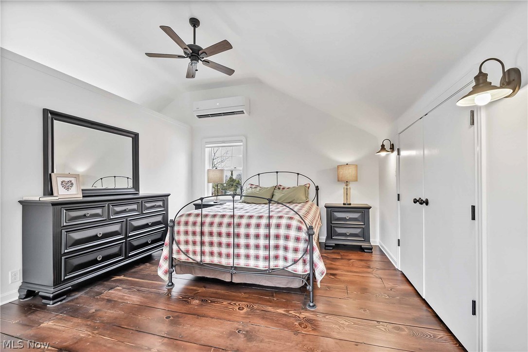 Broadview Companys South Hill - Residential