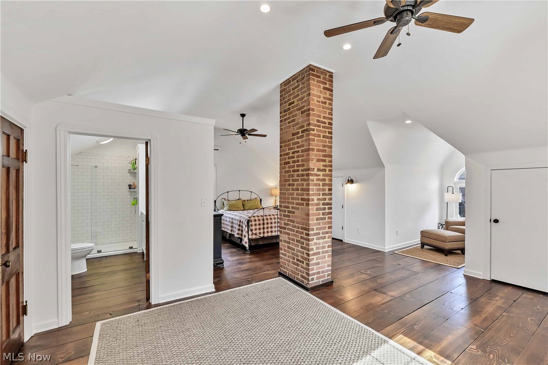 Broadview Companys South Hill - Residential