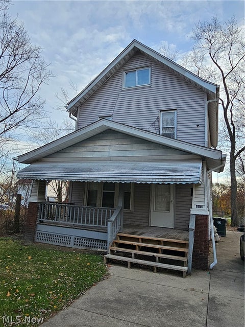 Homes For Sale - 487 Talbot Avenue Ave<br/> Akron, OH 44306