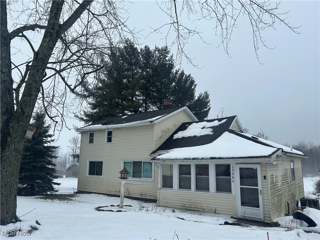 13060 Claridon Troy Road, Burton, Ohio image 1