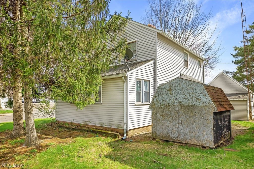 Photo of 1521 Maryland Avenue SW, Canton, OH 44710 (MLS # 5187916)