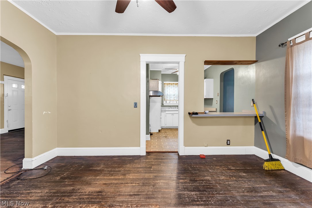 Euclid View Land Cos 01 - Residential