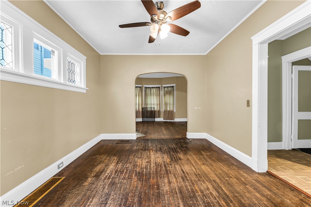 Euclid View Land Cos 01 - Residential