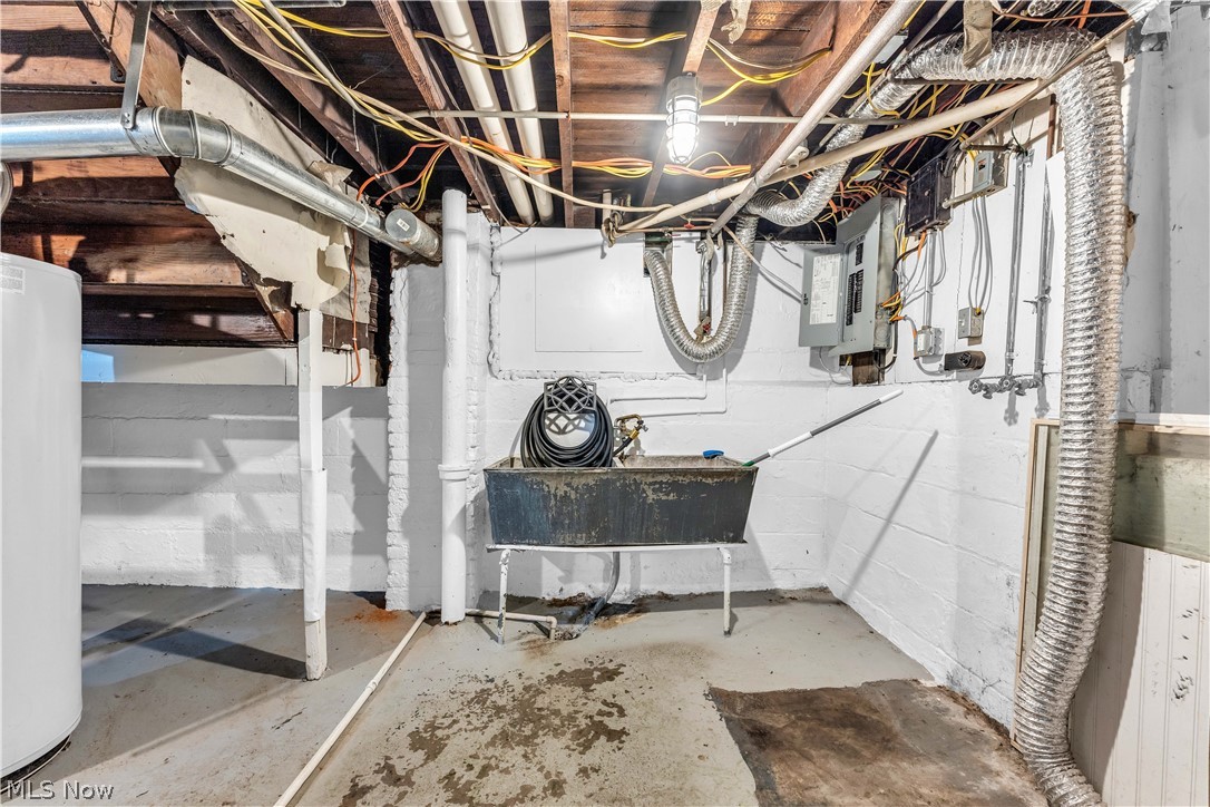 Euclid View Land Cos 01 - Residential