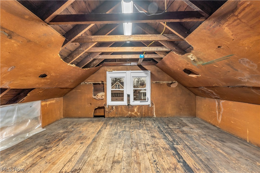 Euclid View Land Cos 01 - Residential