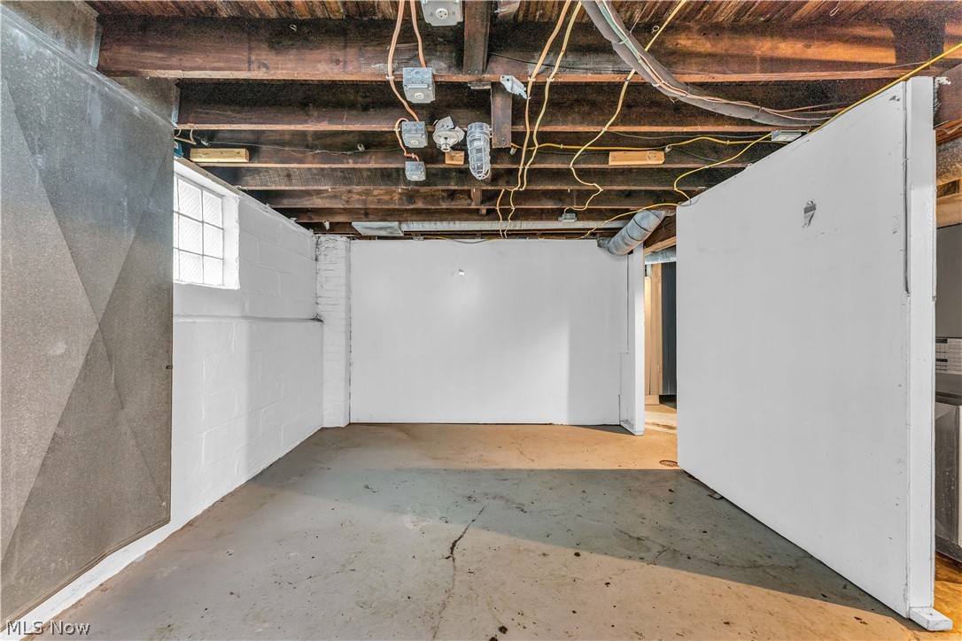 Euclid View Land Cos 01 - Residential