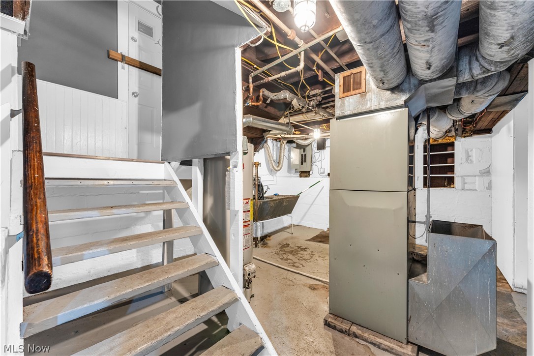 Euclid View Land Cos 01 - Residential